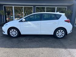 2018 Toyota Corolla Ascent ZRE182R Glacier White