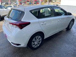 2018 Toyota Corolla Ascent ZRE182R Glacier White