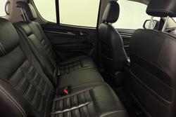 2021 Isuzu MU-X LS-T