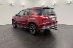 2021 Isuzu MU-X LS-T