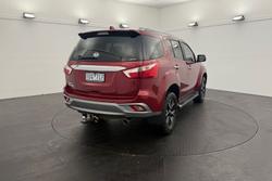 2021 Isuzu MU-X LS-T