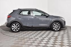 2022 Kia
                Stonic Sport