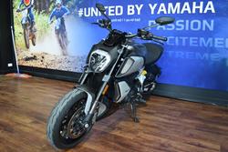 2019 Ducati DIAVEL 1260 (SANDSTONE GREY) Grey