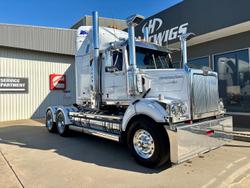 Western Star 4864FXB With 40