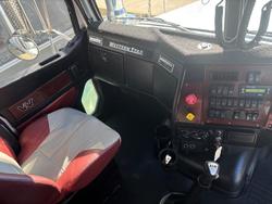 2018 Western Star 4864Fxb With 40