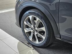 2022 Kia
                Stonic Sport