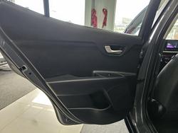 2022 Kia
                Stonic Sport