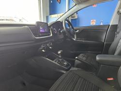 2022 Kia
                Stonic Sport