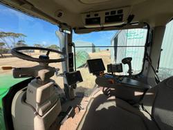 2016 John Deere 7230R