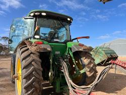 2016 John Deere 7230R
