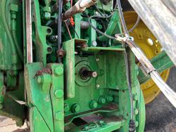 2016 John Deere 7230R