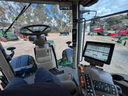 2016 John Deere 7230R