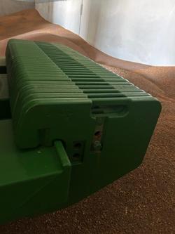 2016 John Deere 7230R