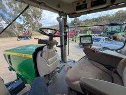 2016 John Deere 7230R