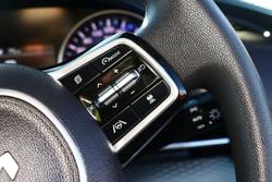 2023 Kia
                Carnival S