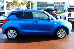 2017 Suzuki
Swift GL Navigator