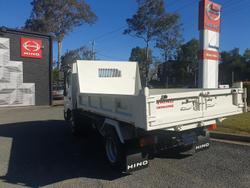 2025 Hino 300 616 616 White