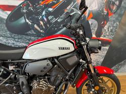 2020 Yamaha XSR700 WHITE/RED