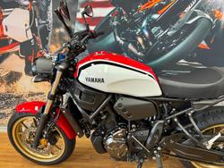 2020 Yamaha XSR700 WHITE/RED