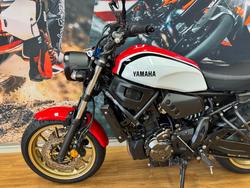 2020 Yamaha XSR700 WHITE/RED