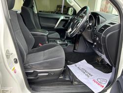 2014 Toyota
Landcruiser Prado GXL