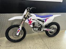 2024 Yamaha YZ450F WHITE