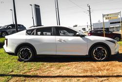 2025 Kia K4 Sport CL4m MY25 Clear White