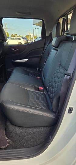 2024 Nissan Navara ST-X D23 MY24 4X4 Dual Range White Pearl