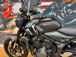 2023 Triumph TRIDENT 660 MATT JETT BLACK