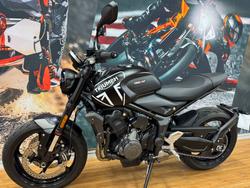 2023 Triumph TRIDENT 660 MATT JETT BLACK