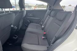 2018 Honda
                HR-V VTi-S