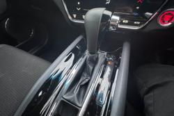 2018 Honda
                HR-V VTi-S