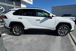 2021 Toyota
RAV4 Cruiser