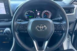 2021 Toyota
RAV4 GXL