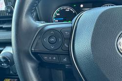 2021 Toyota
RAV4 GXL