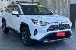 2021 Toyota
RAV4 GXL