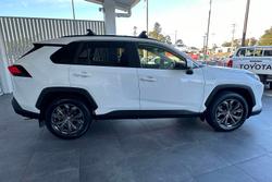 2021 Toyota
RAV4 GXL