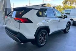 2021 Toyota
RAV4 GXL