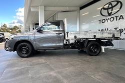 2018 Toyota
Hilux Workmate