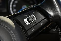 2015 Volkswagen
                Golf R
