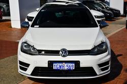 2015 Volkswagen
                Golf R