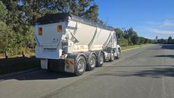 2014 Freightliner Flx C1112 White