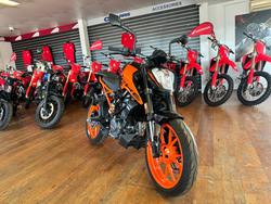2023 Ktm 200 DUKE (ABS) Orange