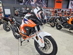 2024 KTM SUPER ADVENTURE R ORANGE