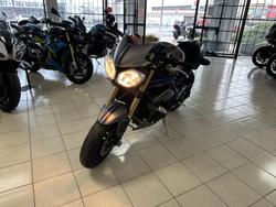 2013 Triumph Speed Triple 1050 SE Speed Triple Silver