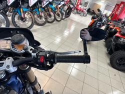 2013 Triumph Speed Triple 1050 SE Speed Triple Silver