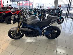 2013 Triumph Speed Triple 1050 SE Speed Triple Silver