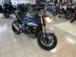 2013 Triumph Speed Triple 1050 SE Speed Triple Silver