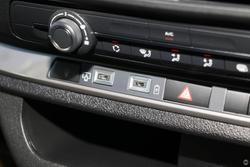 2025 Peugeot Expert Premium