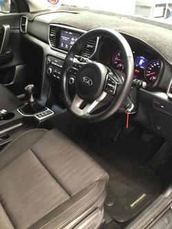 2021 Kia
Sportage S